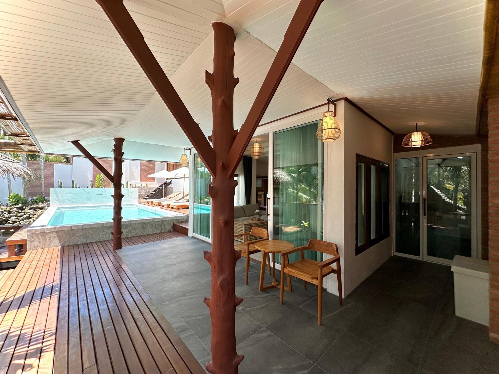Ao Nang Baan Phuvara Retreat - Romantic Jacuzzi Mountain View Villas חדר תמונה