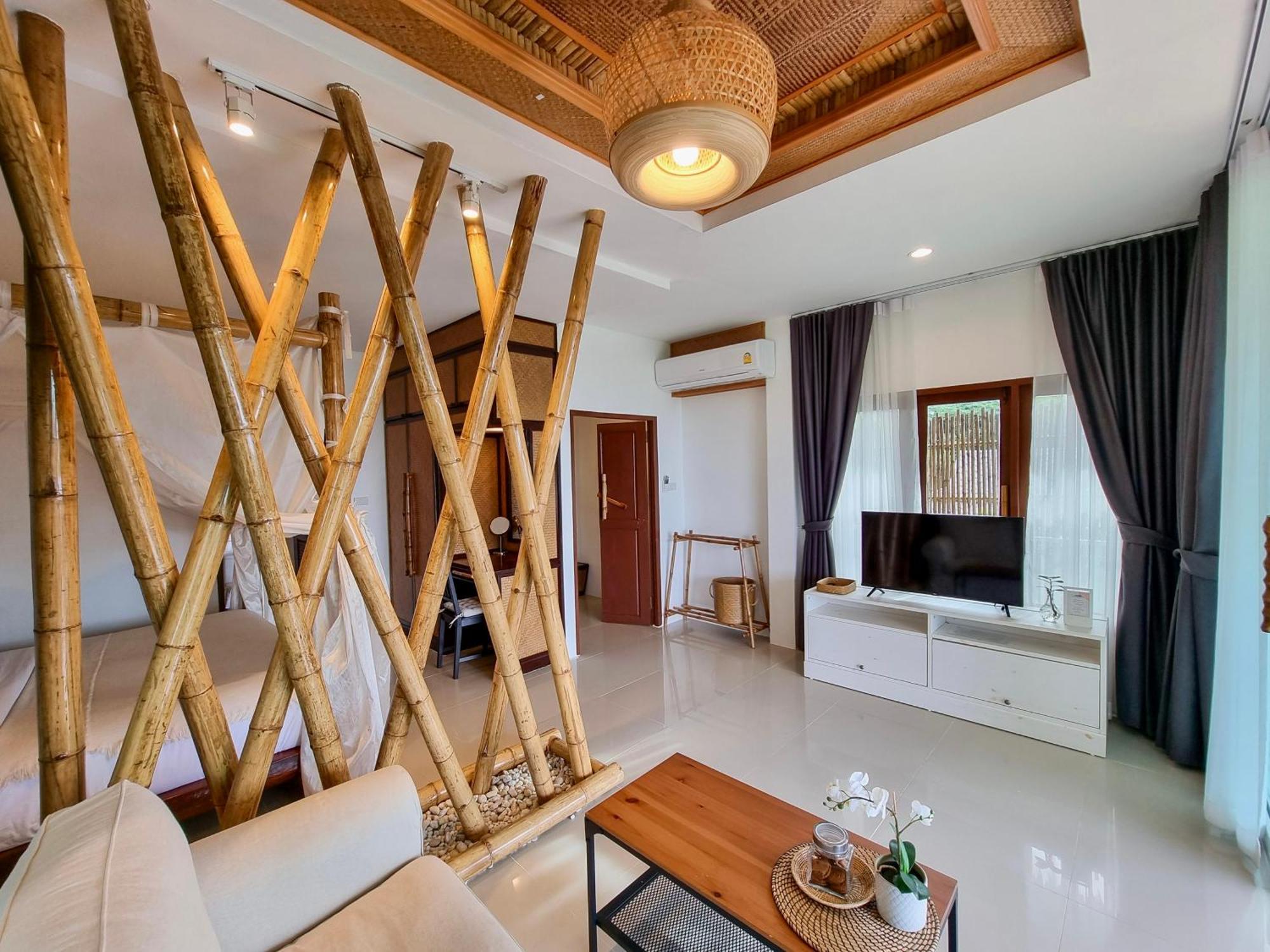 Ao Nang Baan Phuvara Retreat - Romantic Jacuzzi Mountain View Villas חדר תמונה